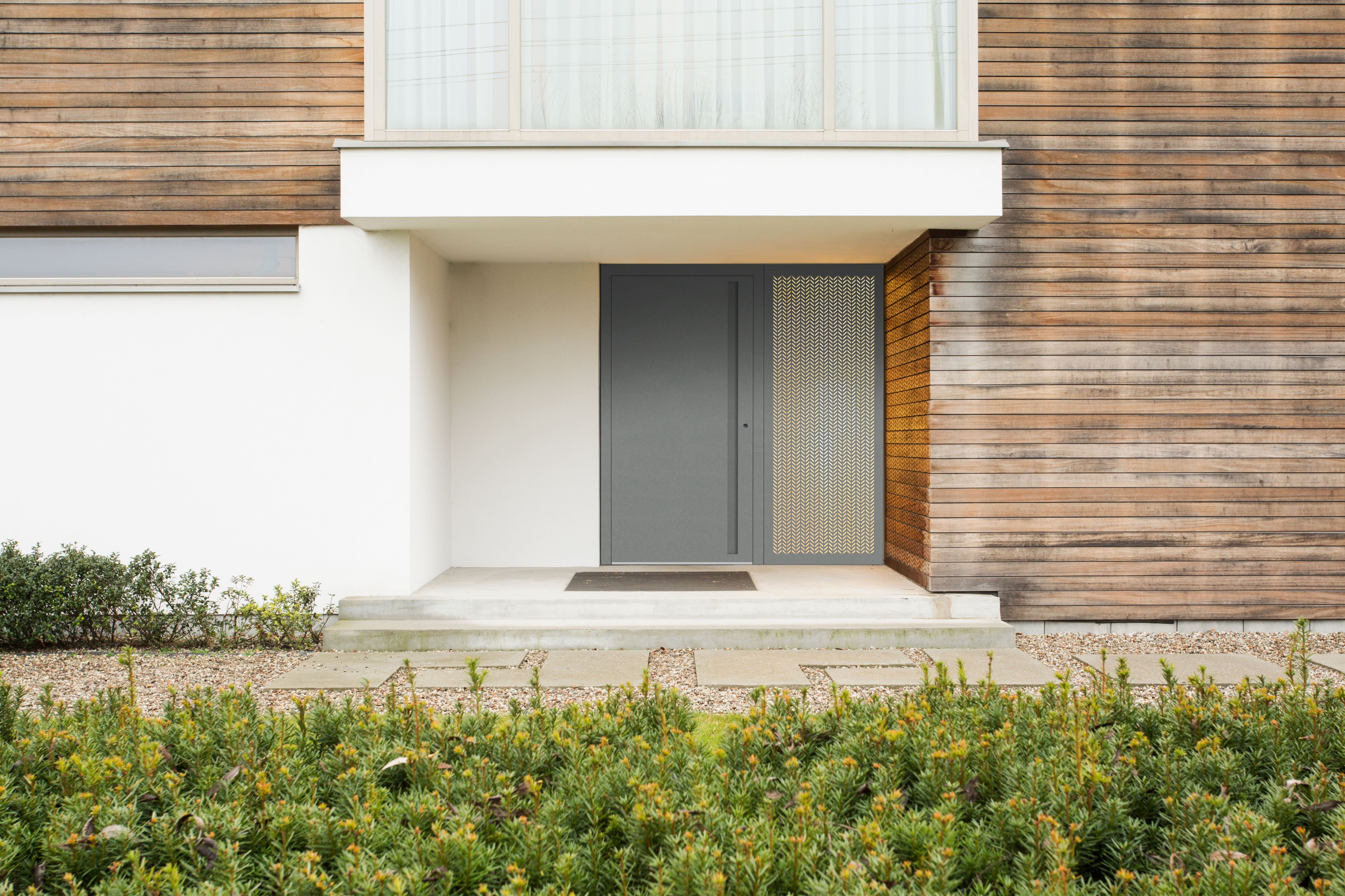 Vhodna-vrata-AJM-Five-shades-of-gray-6
